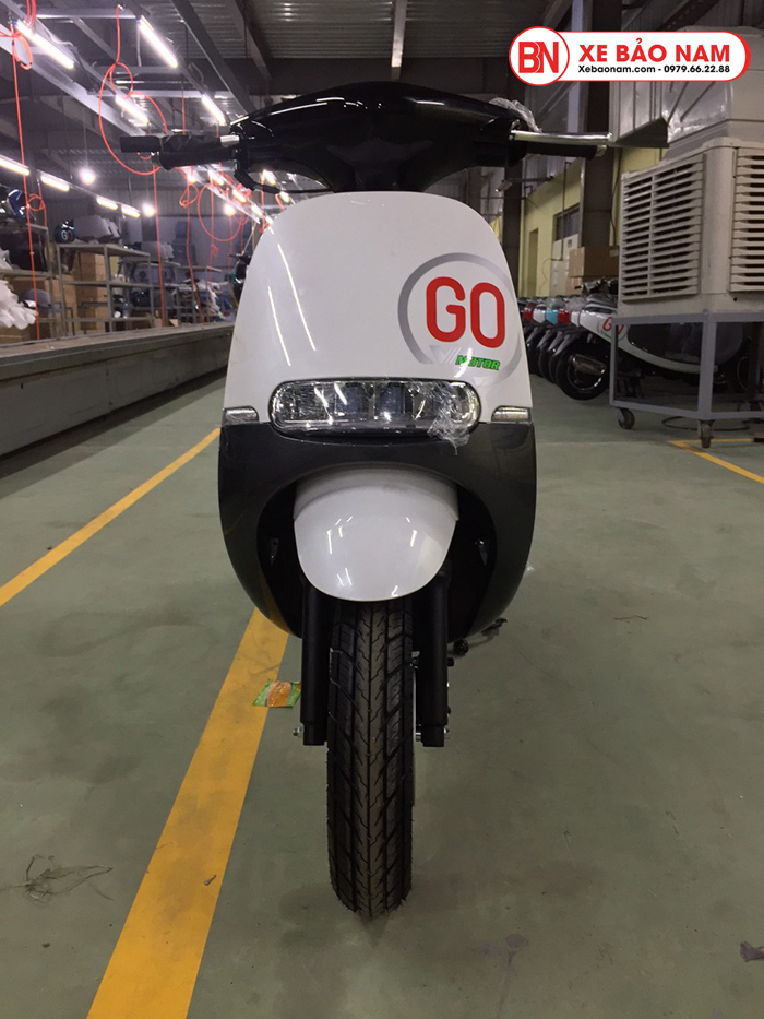 Xe ga 50cc gogo vmotor màu trắng