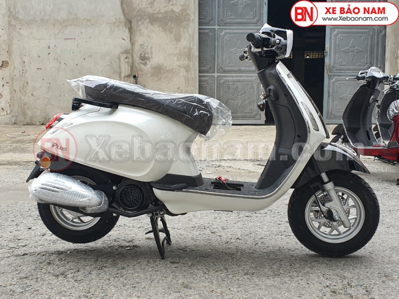 XE GA 50CC VESPA NIO PLUS