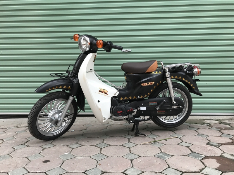 Xe máy Cub 50 Đen Nhám Bản Độ