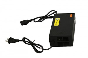 Sạc xe máy điện Xman Z82 chính hãng